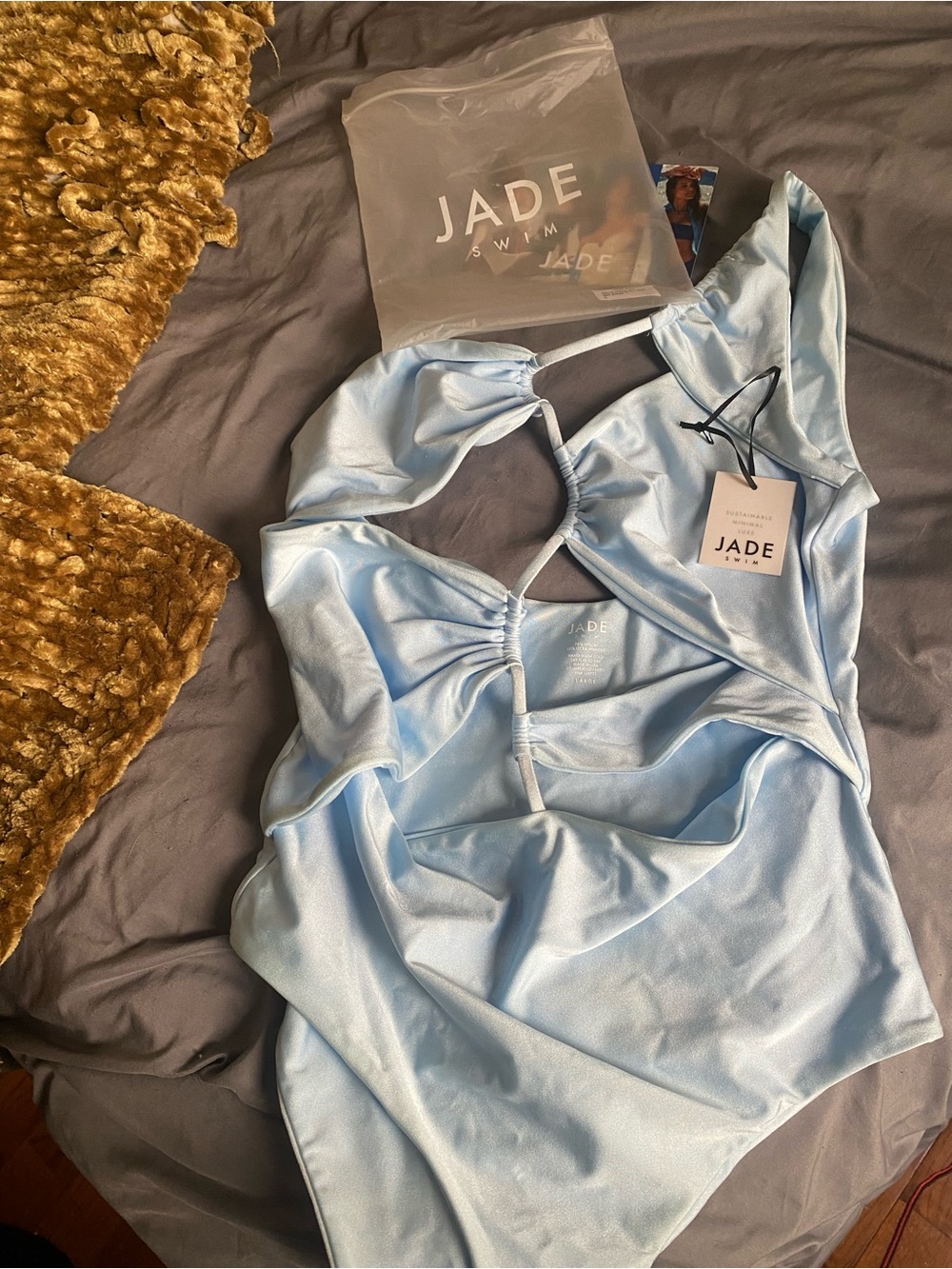 Jade Swim Align One Piece in Sky Sheen size L baby blue bathing suit - Picture 2 of 7